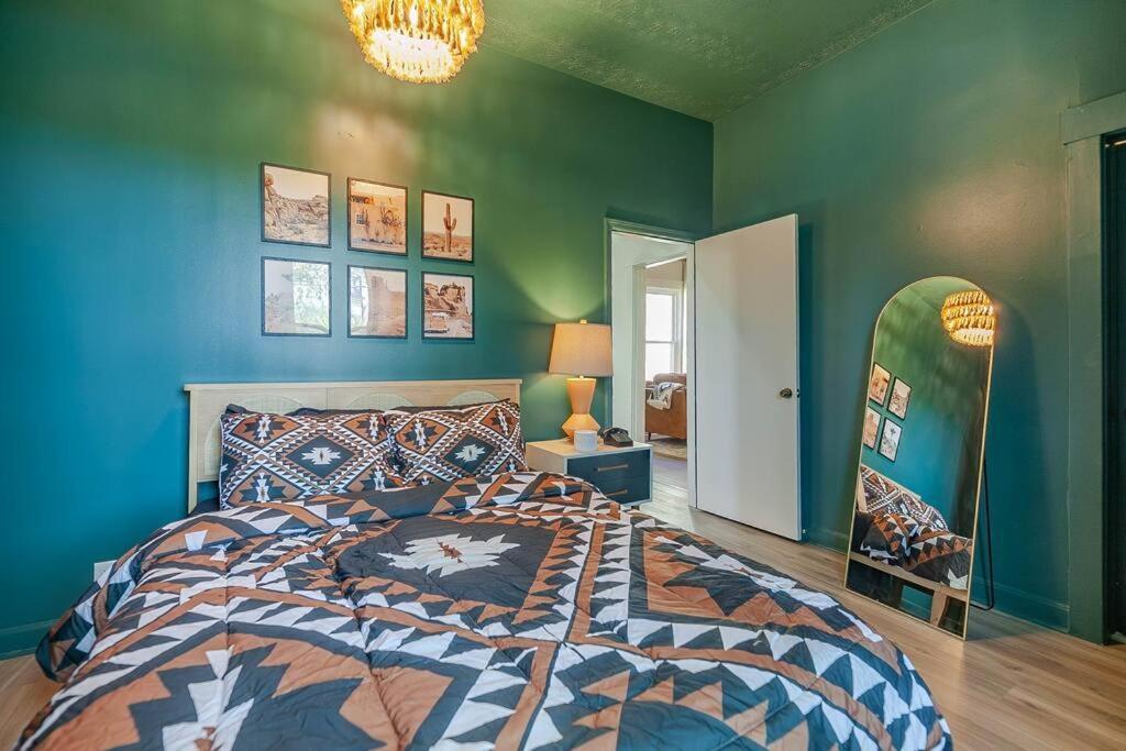 The Boho Disco Villa Louisville Exterior photo